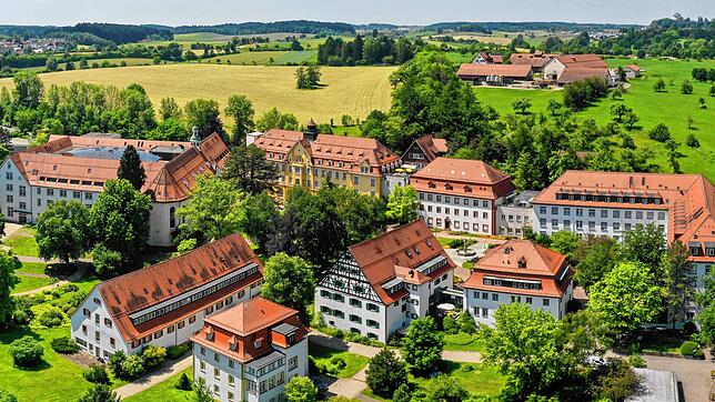 Die psychiatrische Einrichtung Vinzenz von Paul Hospital, auch bekannt als Rottenmünster, besteht aus rund 30 Gebäuden.
