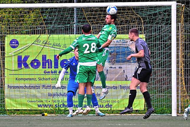 Bild 31: SV Herten setzt sich mit 4:1 gegen FC Hochrhein durch – und wir haben Bilder!