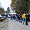 Bei einer Impfaktion in der Stadthalle Pfullendorf kamen viele Menschen und standen lange an. Der mitgebrachte Impfstoff aber war zu ...