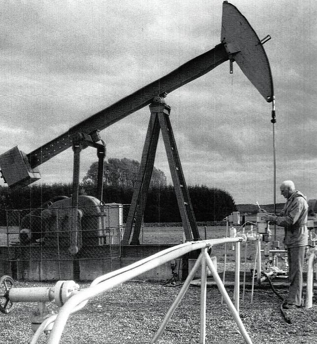 1997 war der „Ölrausch“ in Pfullendorf vorbei. Die Vorkommen waren ausgebeutet. Die Anlagen wurden abgeschaltet und restlos ...