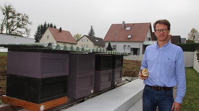 Honig vom Gründach: Christof Bromberger musste nicht lange überlegen, als Manfred Fünfgeld ihn darauf angesprochen hat, ob ein ...
