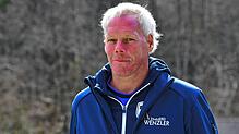 Spaß in der Kreisliga B-4: Roberto Wenzler (55) trainiert seit Juli die SG Bettmaringen/Mauchen. Bild: Matthias Scheibengruber