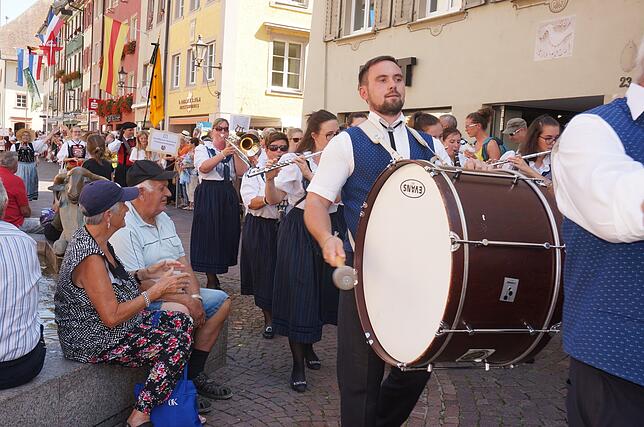 Bild 8: So schön war der Festumzug der 551. Waldshuter Chilbi