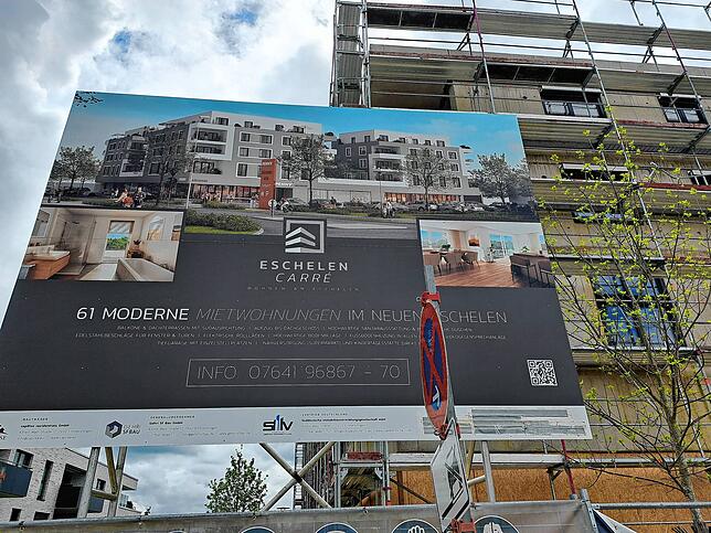 Die Vision von diesem Neubau soll bis Frühjahr 2023 fertiggestellt sein. Neben Mietwohnungen ist hier auch ein Lebensmittelmarkt und ein ...