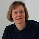 „Übertriebene Hygiene senkt das Allergierisiko nicht. Im Gegenteil: Sie ist sogar eher kontraproduktiv.“ Dr. Verena ...