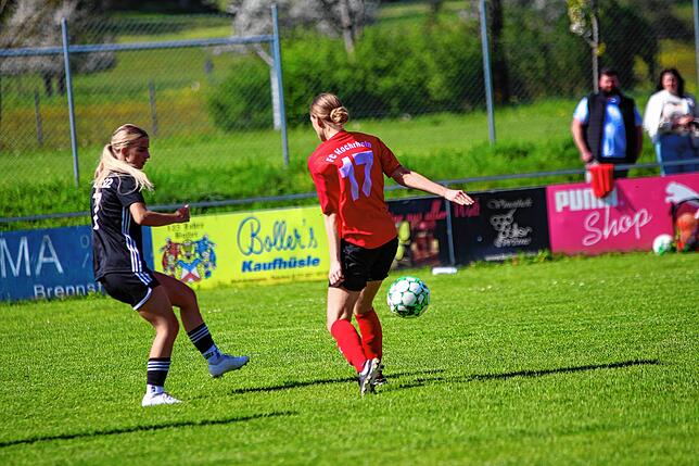 Bild 11: FC Hochrhein gewinnt Derby gegen SC Niederhof/Binzgen mit 3:1 – und wir haben Bilder!