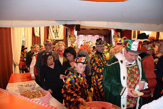 Bild 30: Bilder vom Empfang des Stockacher Narrengerichts von Annegret Kramp-Karrenbauer im Bürgerhaus