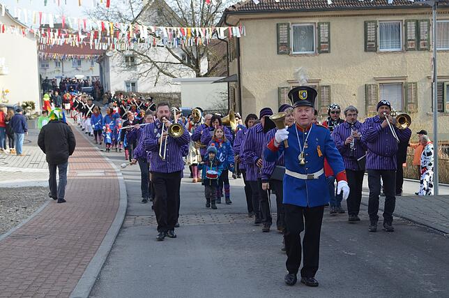 Bild 26: Bilder von den Narrentagen in Eigeltingen &ndash; Der Narrenbaum