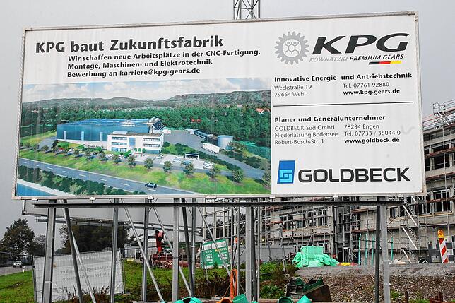 Ein großer Gewerbekomplex entsteht auf dem Albbrucker Gewerbegebiet „Rütte-Allischmatten“ an der B 34. Hier siedelt ...
