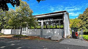 Die Arbeiten für die Sanierung der Möslehalle können bislang nicht abgeschlossen werden. Nun muss die Halle ab 1. Oktober für ...