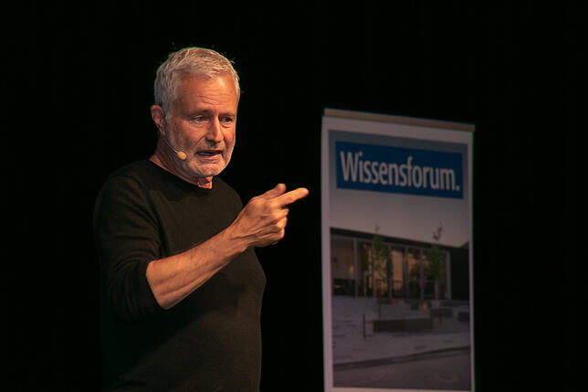 Bild 9: Dani Nieth, Experte für Selbstmotivation, in Waldshut: Bilder des fünften SÜDKURIER-Wissensforums
