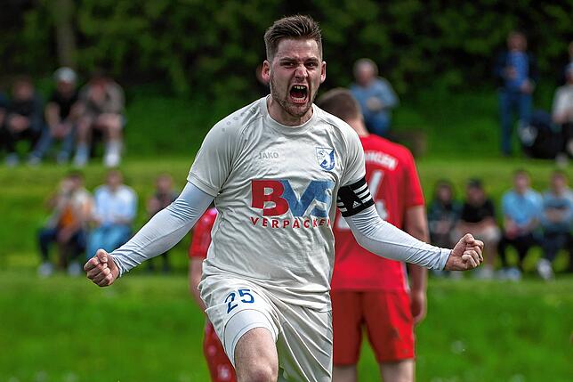 Bild 1: FC Erzingen gewinnt gegen den SV Endingen mit 3:0 &ndash; und wir haben Bilder!