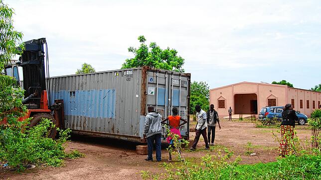 Die Menschen in dem westafrikanischen Burkina Faso durchleiden derzeit schlimme Zeiten und sind auf Hilfslieferungen angewiesen.