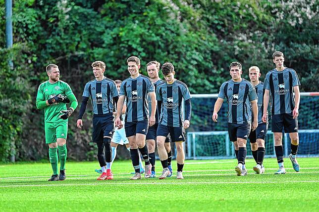 Bild 3: TuS Stetten gewinnt 6:2 gegen den FC Hochrhein – und wir haben Bilder!