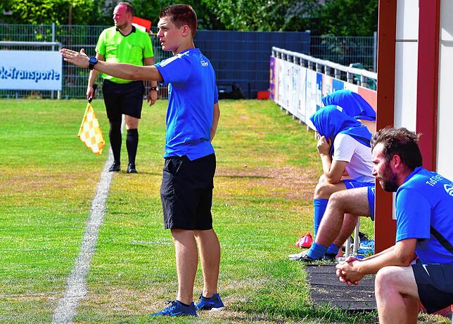 Bild 4: SV Jestetten qualifiziert sich durch ein 5:0 gegen den TuS Efringen-Kirchen für die Hauptrunde im SBFV-Rothauspokal &ndash; und wir haben Bilder!