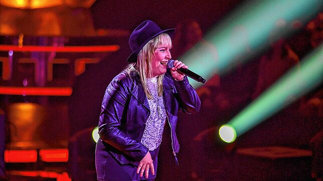 Die Steißlinger Sängerin Nicole Scholz hat es in die &bdquo;Blind Auditions&ldquo; der Musik-Casting-Show &bdquo;Voice of Germany&ldquo; ...
