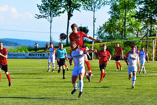 Bild 19: FC RW Weilheim setzt sich mit 5:2 gegen den FC Hochrhein durch &ndash; und wir haben Bilder!