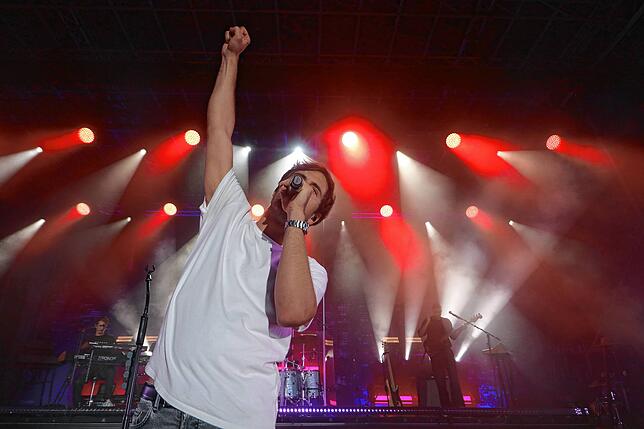Bild 3: Bilder vom Max-Giesinger-Konzert in Meersburg (1)