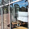 Ein Zettel im Fenster zeigt es an: Der Asi-Imbiss am alten Festhallenplatz in Donaueschingen ist dauerhaft geschlossen.