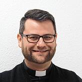 Der Kinzigtäler Pfarrer Hannes Rümmele ist ab 2026 leitender Pfarrer an der Pfarrei Mariä Himmelfahrt und der Kirchengemeinde An der ...