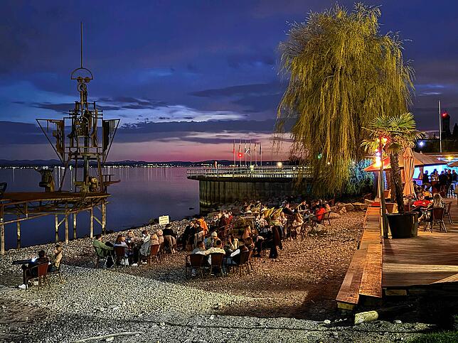 Bild 8: Tanzen, Singen, Feiern: So stimmungsvoll war City of Music in Friedrichshafen – Die besten Bilder!