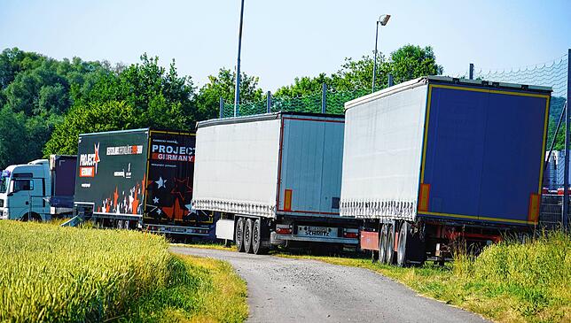 Mit großen Trucks und jeder Menge Equipment kam der Tross von Project Germany am Wochenende nach Bermatingen. Am Sonntagabend ging es ...
