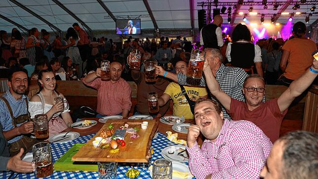 Bild 29: Bilder vom Konstanzer Oktoberfest am Freitagabend (Teil 2)