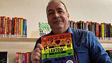Volker Fritz mit einem Buch zur Vielfältigkeit von Sexualität. „Wir sind ein offenes Haus. Bei uns spielt die Geschlechteridentität ...