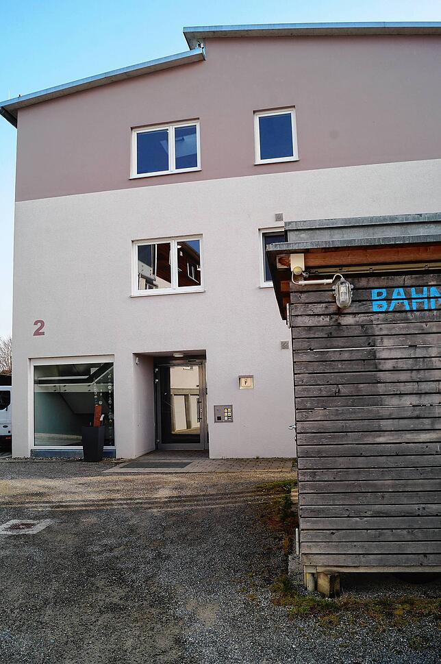 Kaum ein Salemer kennt die Pfingstweideinrichtung, die etwas versteckt hinter dem Parkplatz des ehemaligen Cafés Zartbitter liegt.