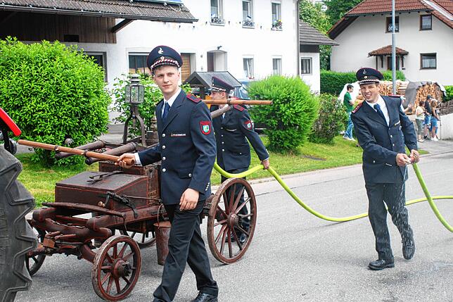 Bild 25: Gute Laune beim Bezirksmusikfest in Lausheim