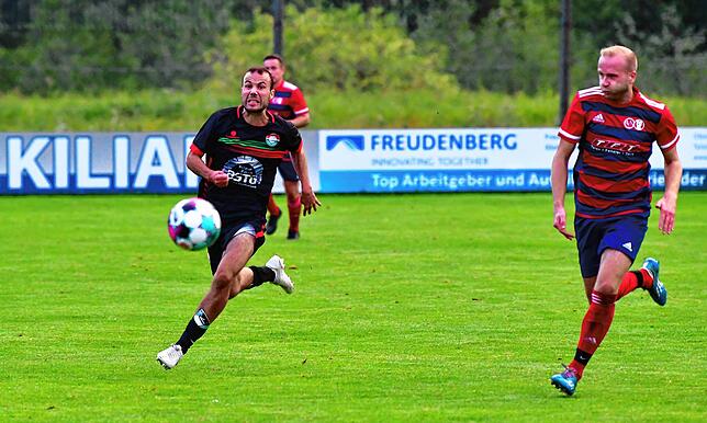 Bild 11: Spvgg. Andelsbach holt sich ein 1:1 im Derby gegen den SC Niederhof/Binzgen &ndash; und wir haben Bilder!