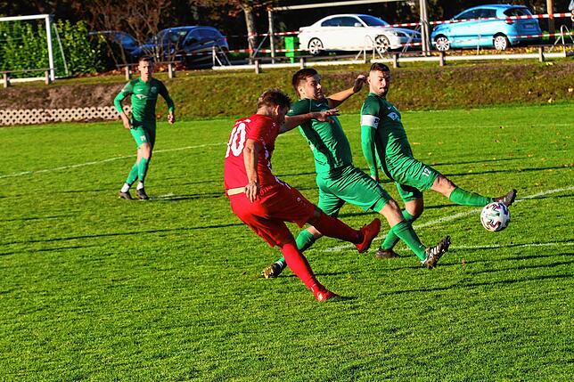 Bild 31: SV Rheintal gewinnt gegen Spvgg. Wutöschingen mit 3:0 &ndash; und wir haben Bilder!