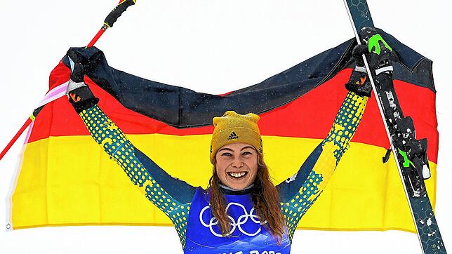 Im Februar 2022 jubelte Daniela Maier im chinesischen Zhangjiakou über die olympische Bronzemedaille. Nun wurde die Furtwangerin für ...