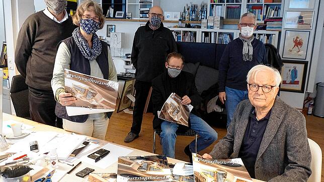 Endlich fertig: Oliver Schwarz-Roosmann (von links), Anne Roosmann, Joachim Wingerter, Thomas Dörflinger, Klaus Nieke und Dieter Conrads ...