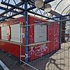 Verrammelt und mit Bauzäunen abgesichert: Der Kiosk am Busbahnhof Waldshut ist seit Kurzem geschlossen. Die Maßnahme ist offiziell ein ...