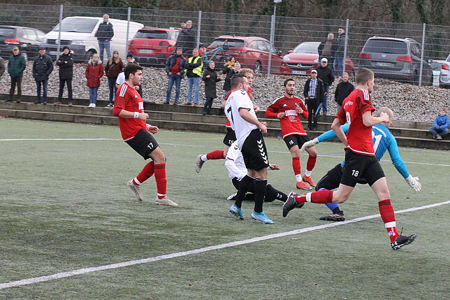 Bild 14: FSV Rheinfelden schickt den VfR Bad Bellingen mit einem 8:0-Kantersieg in die Winterpause &ndash; und wir haben Bilder!