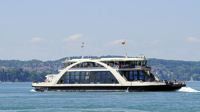 Bild : Am Computer und im Strömungskanal: Wie die neue Fähre für die Linie Konstanz-Meersburg entsteht