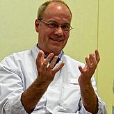 Matthias Henschen ist Ärztlicher Direktor des Schwarzwald-Baar-Klinikums und Chefarzt der Kinderklinik. Ihm ist es wichtig, die Familien ...