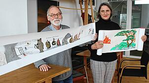 Katharina Gilmer und André Heygster (links) haben die Idee für das &bdquo;Erste traditionelle Buchvergnügen&ldquo; in der Kunsthalle ...