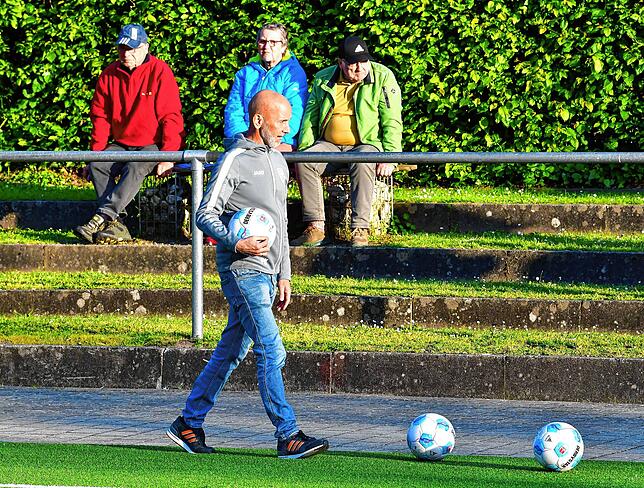 Bild 8: SV 08 Laufenburg spielt 4:4 beim SV Weil – wir haben Fotos!