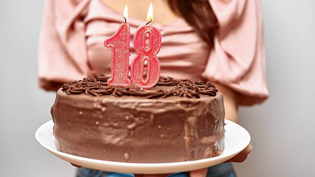 Endlich volljährig &ndash; und gibt es bald auch 10.000 Euro vom Staat dazu?