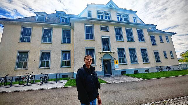 Das Haus 9 beherbergt die Station 71: Der Arbeitsplatz von der 30-jährigen Soraya Hartmann.