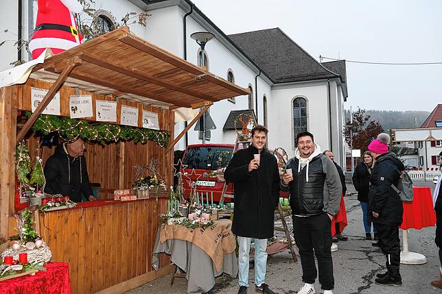 Bild 16: Immendinger Weihnachtsmarkt am Schloss begeistert die Besucher