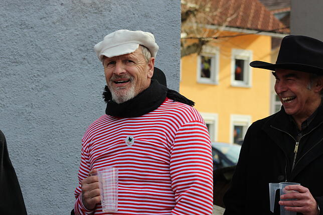 Bild 13: Strahlendes Wetter und glückselige Narren in Ühlingen. Wir haben alle Bilder
