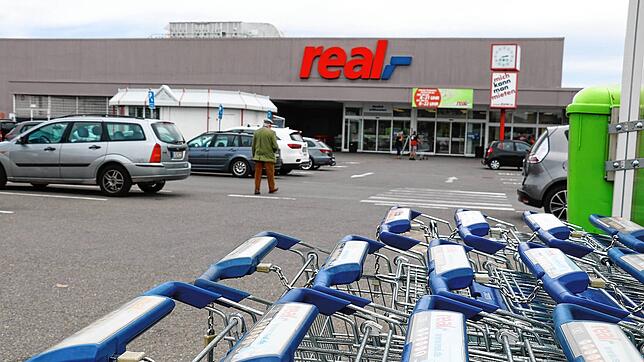 Die Edeka-Tochter Marktkauf soll nach Gewerkschaftsinformationen ins Gebäude des Real-Marktes an der Bregstraße einziehen. Fraglich ...