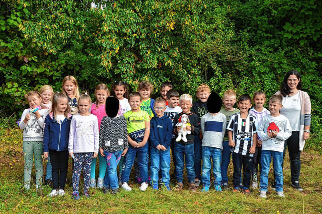 Die Klasse 1a der Grundschule Eichberg in Blumberg mit Lehrerin Nicole Pfaff.