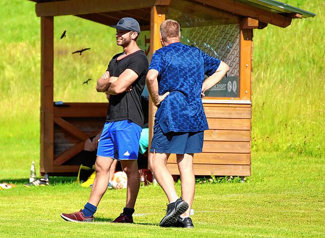 Bild 31: SV Karsau schießt sich mit 14:0 bei der Spvgg. Utzenfeld zum Titel &ndash; und wir haben Bilder!