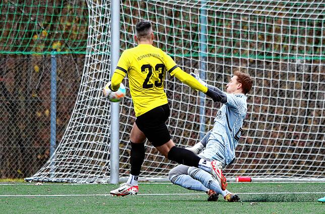 Bild 11: Die besten Bilder vom Spiel zwischen dem FC Überlingen und dem FC Öhningen-Gaienhofen