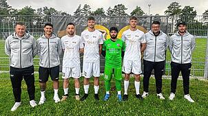 Die Trainer und Neuzugänge bei Marbach/Rietheim (von links): Michael Fischer (Spielausschussvorsitzender), Marco Effinger (Co-Trainer) ...