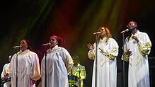 Die „Golden Voices of Gospel“ begeisterten die Zuschauer im Gloria-Theater in Bad Säckingen mit ihrem Repertoire. Bild: Susanne ...